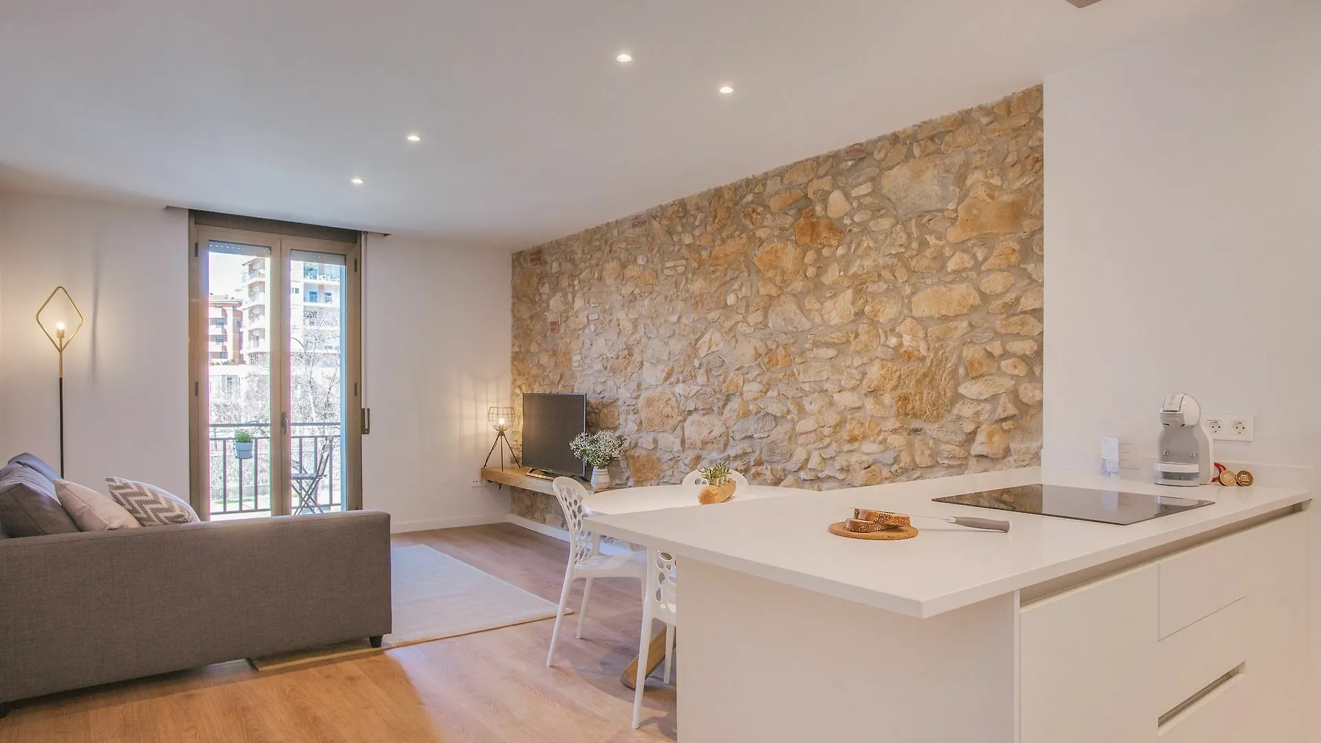 Flateli Girona City Center 2